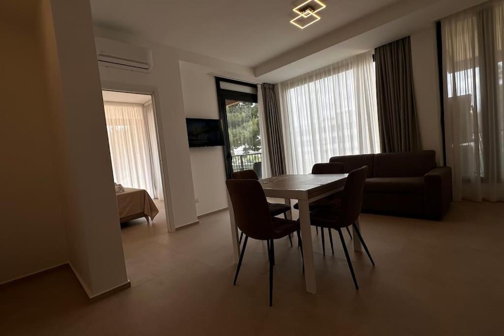 Cconforthotels Puglia Promenade Apartment 4 Барі Екстер'єр фото